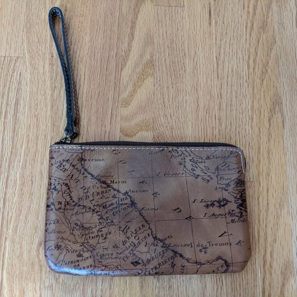 Patricia Nash brown map leather wristlet - Picture 5 of 5